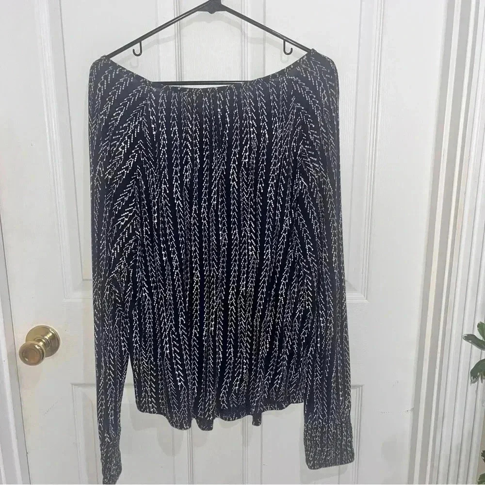 Lucky brand women’s navy and white long sleeve top sz xlg - Picture 4 of 4
